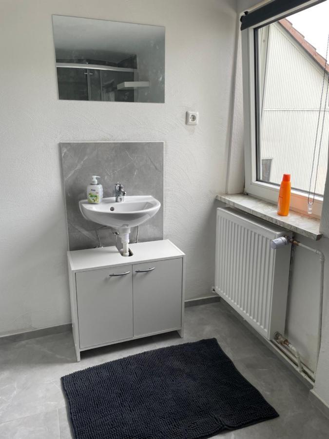 Ferienwohnung Monteurwohnungen Kassel Zentral Lll المظهر الخارجي الصورة